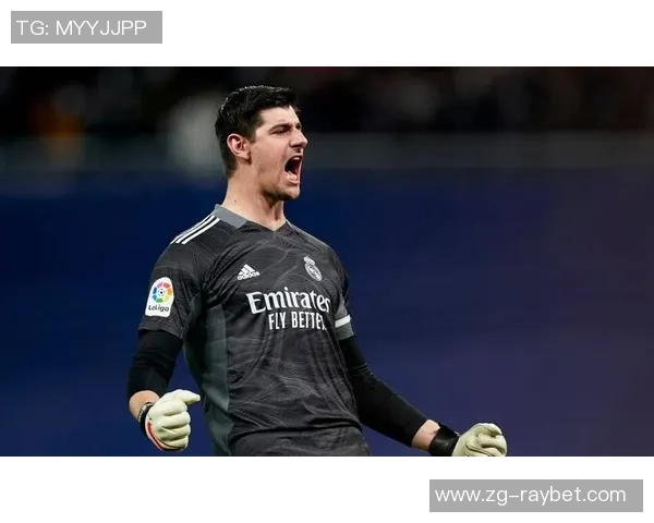 库尔图瓦：守护球门的传奇门将与足球世界的辉煌时刻